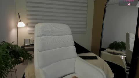 Caty  online show from 04.16.26