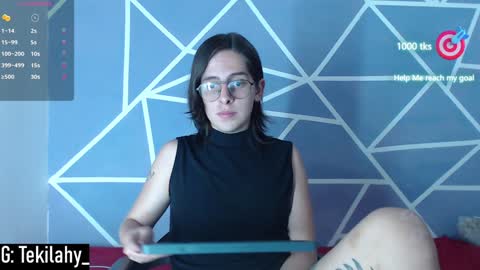 Snapshot of cava_pretty chatting on 01.27.25 cava_pretty online show from 01.27.25