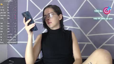 Snapshot of cava_pretty chatting on 02.26.25 cava_pretty online show from 02.26.25