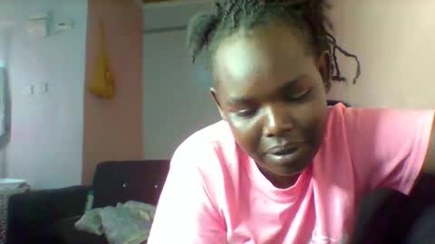 Snapshot of cavy_sweet chatting on 03.24.26 Mecy online show from 03.24.26