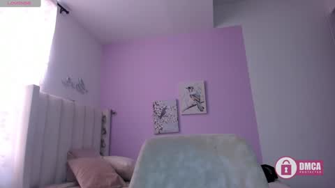 Snapshot of caylin_jordan chatting on 12.20.24 Cay online show from 12.20.24