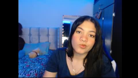 Caylinn online show from 10.03.25
