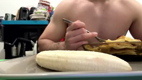 Snapshot of cballs34 chatting on 02.26.26 Matthiiieeeuuu online show from 02.26.26