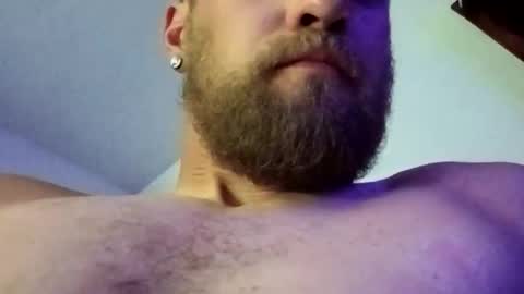 Snapshot of cbruggemann1129 chatting on 05.18.26 TheLegend online show from 05.18.26