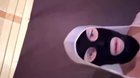 Snapshot of cbtmancan chatting on 09.28.25 cbtmancan online show from 09.28.25