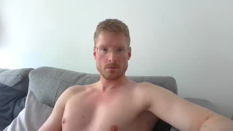Snapshot of ccloser87 chatting on 05.16.26 ccloser87 online show from 05.16.26