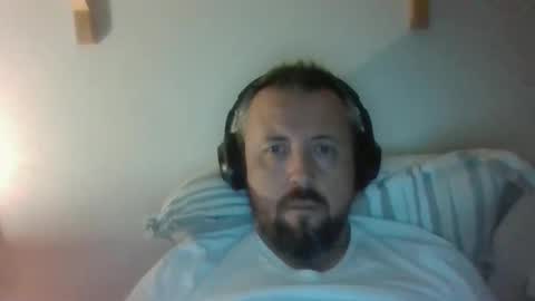 Snapshot of cebcool chatting on 12.28.24 Sb online show from 12.28.24