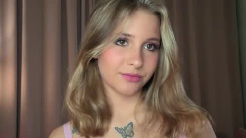 Lina  online show from 03.29.26