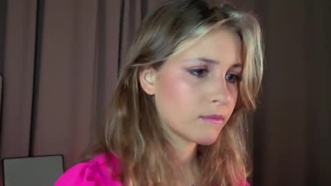 Lina  online show from 04.04.26