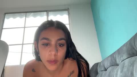 ceci1218 online show from 10.17.25