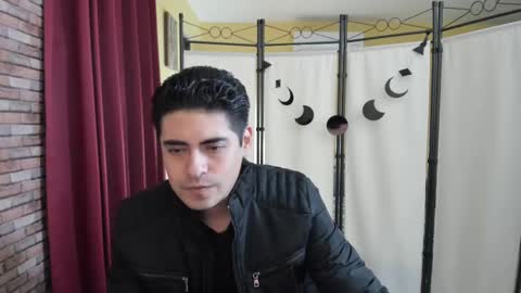 Snapshot of cedric_moon chatting on 01.21.25 Cedric Moon online show from 01.21.25