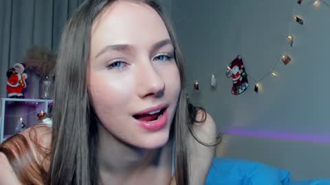 Josie Manesi online show from 01.27.25