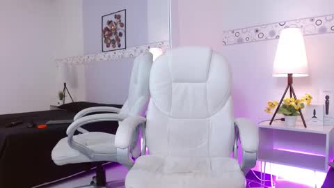 Celesste  online show from 09.24.25