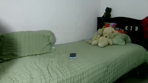 Snapshot of celessteseductora chatting on 04.24.26 celessteseductora online show from 04.24.26
