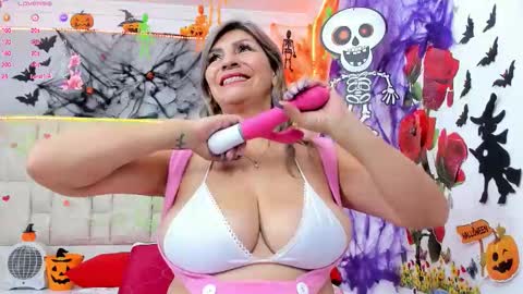 Celeste Lincon online show from 10.18.25