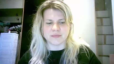 Snapshot of celeste_naughty_ chatting on 05.28.26 celeste_naughty_ online show from 05.28.26