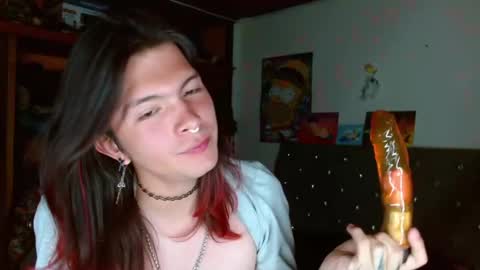 Snapshot of celesteswett chatting on 01.12.25 I am Valentinn online show from 01.12.25