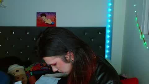 Snapshot of celesteswett chatting on 01.18.25 I am Valentinn online show from 01.18.25