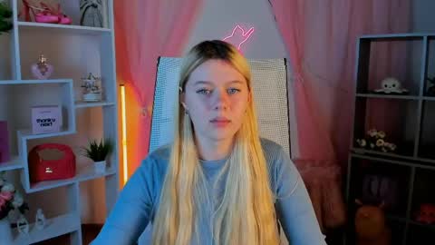 your cute kitty online show from 04.30.26