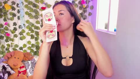 Snapshot of celestinepurple chatting on 01.03.25 Celestineeeeee online show from 01.03.25