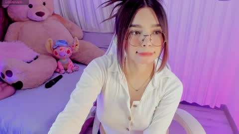 Snapshot of celestte_ruizz chatting on 04.05.26 700 110 p online show from 04.05.26