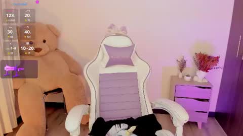 Snapshot of celestte_ruizz chatting on 07.16.26 700 110 p online show from 07.16.26