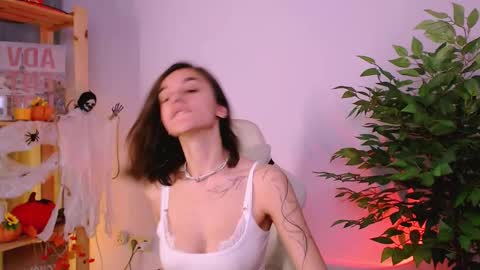  Celine  online show from 11.02.25