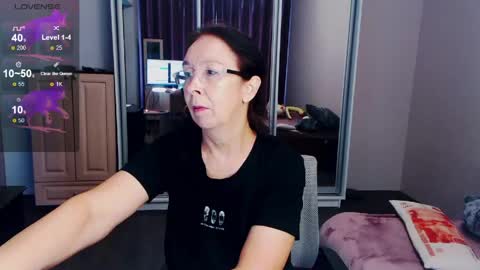 Snapshot of celine_faer1 chatting on 05.25.26 Celine online show from 05.25.26