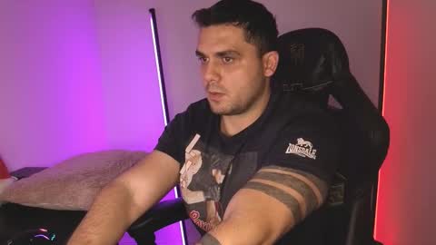 Snapshot of celylow chatting on 01.07.26 Octav online show from 01.07.26