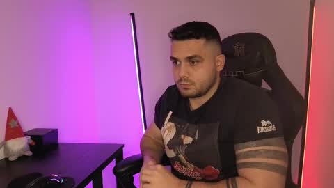 Snapshot of celylow chatting on 01.12.26 Octav online show from 01.12.26