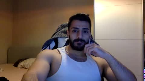 Snapshot of cemilyoztt chatting on 06.12.26 cemilyoztt online show from 06.12.26