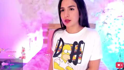 Hello guys my name is Sofi and Lizzie and  Vanessa online show from 02.27.25