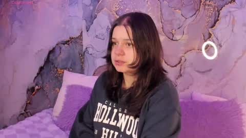 Hello guys my name is Sofi and Lizzie and  Vanessa online show from 02.06.26