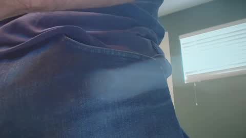 Snapshot of centerfield24 chatting on 09.25.25 Centerfield online show from 09.25.25