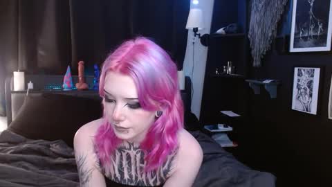 Averi online show from 02.25.25