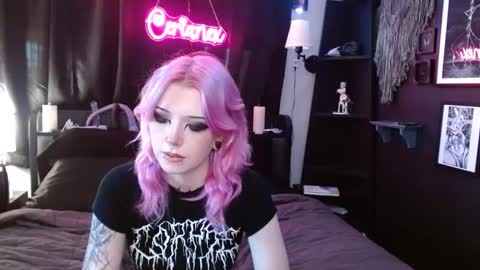 Averi online show from 03.10.25