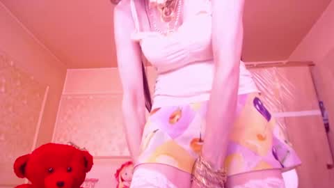 Cerise online show from 02.18.25