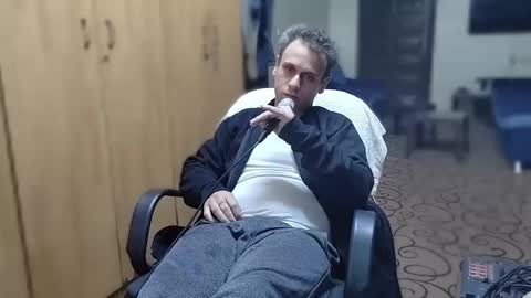 Snapshot of cezar46 chatting on 12.02.24 cezar online show from 12.02.24