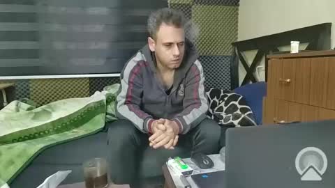 Snapshot of cezar46 chatting on 12.31.24 cezar online show from 12.31.24