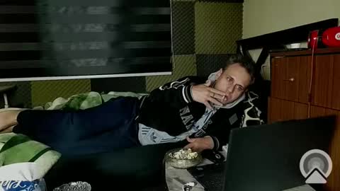 Snapshot of cezar46 chatting on 01.03.25 cezar online show from 01.03.25