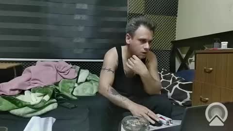 Snapshot of cezar46 chatting on 01.25.25 cezar online show from 01.25.25