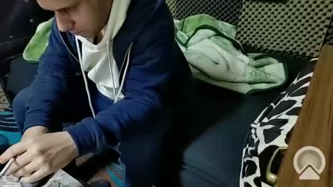 Snapshot of cezar46 chatting on 02.10.25 cezar online show from 02.10.25