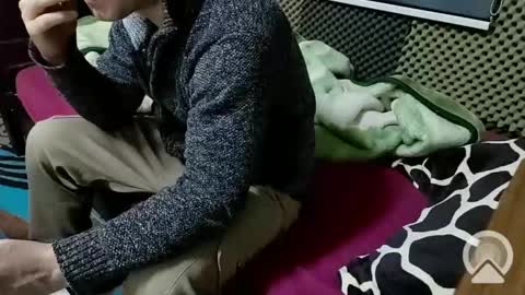 Snapshot of cezar46 chatting on 03.01.25 cezar online show from 03.01.25