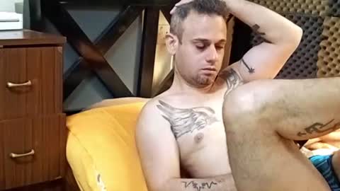 Snapshot of cezar46 chatting on 09.15.25 cezar online show from 09.15.25