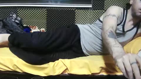 Snapshot of cezar46 chatting on 11.01.25 cezar online show from 11.01.25