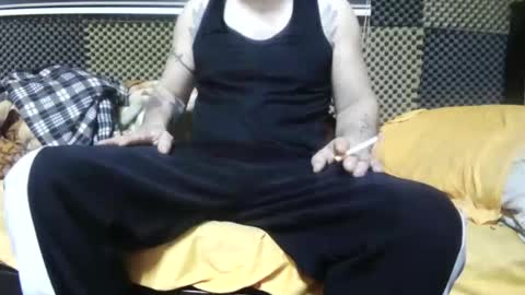 Snapshot of cezar46 chatting on 11.11.25 cezar online show from 11.11.25