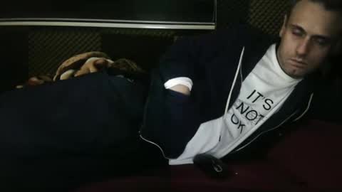 Snapshot of cezar46 chatting on 01.06.26 cezar online show from 01.06.26