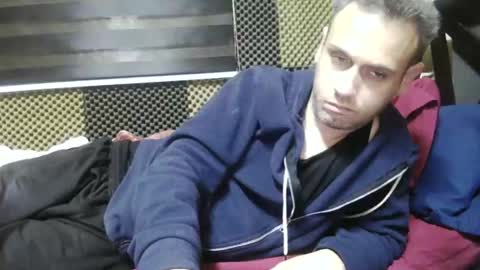 Snapshot of cezar46 chatting on 02.25.26 cezar online show from 02.25.26