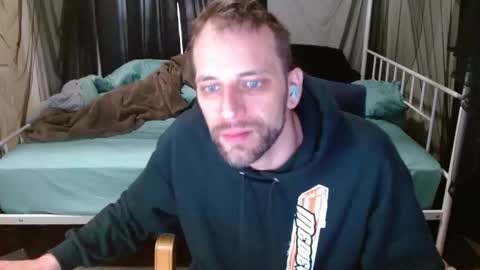 Snapshot of cguffey2284 chatting on 02.20.26 cguffey2284 online show from 02.20.26