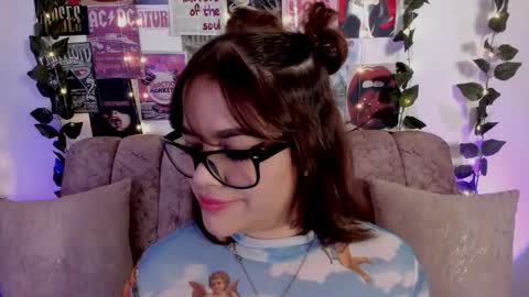 Snapshot of chaarlotte_1 chatting on 04.27.26 charlotte online show from 04.27.26